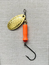 Load image into Gallery viewer, F-3007 Spinner, Hammered Brass Blade