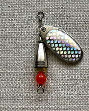 Load image into Gallery viewer, FV-5003 Spinner, Black Nickel Blade